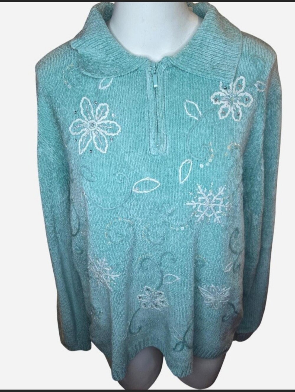 Super Cozy & Soft Alfred Dunner Mint Green Embroidered Floral 1/4 Zip Sweater -
